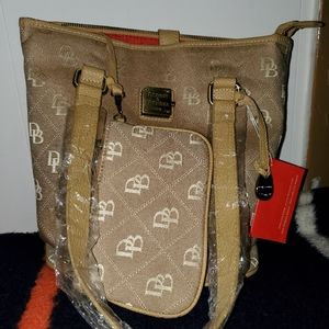 Dooney & Bourke Purse